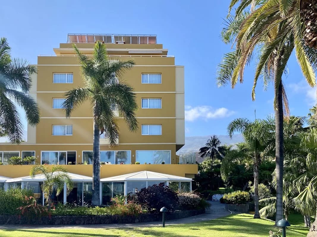 Le Hotel Tigaiga et son jardin de palmiers dans le parc Taoro, à Puerto de la Cruz