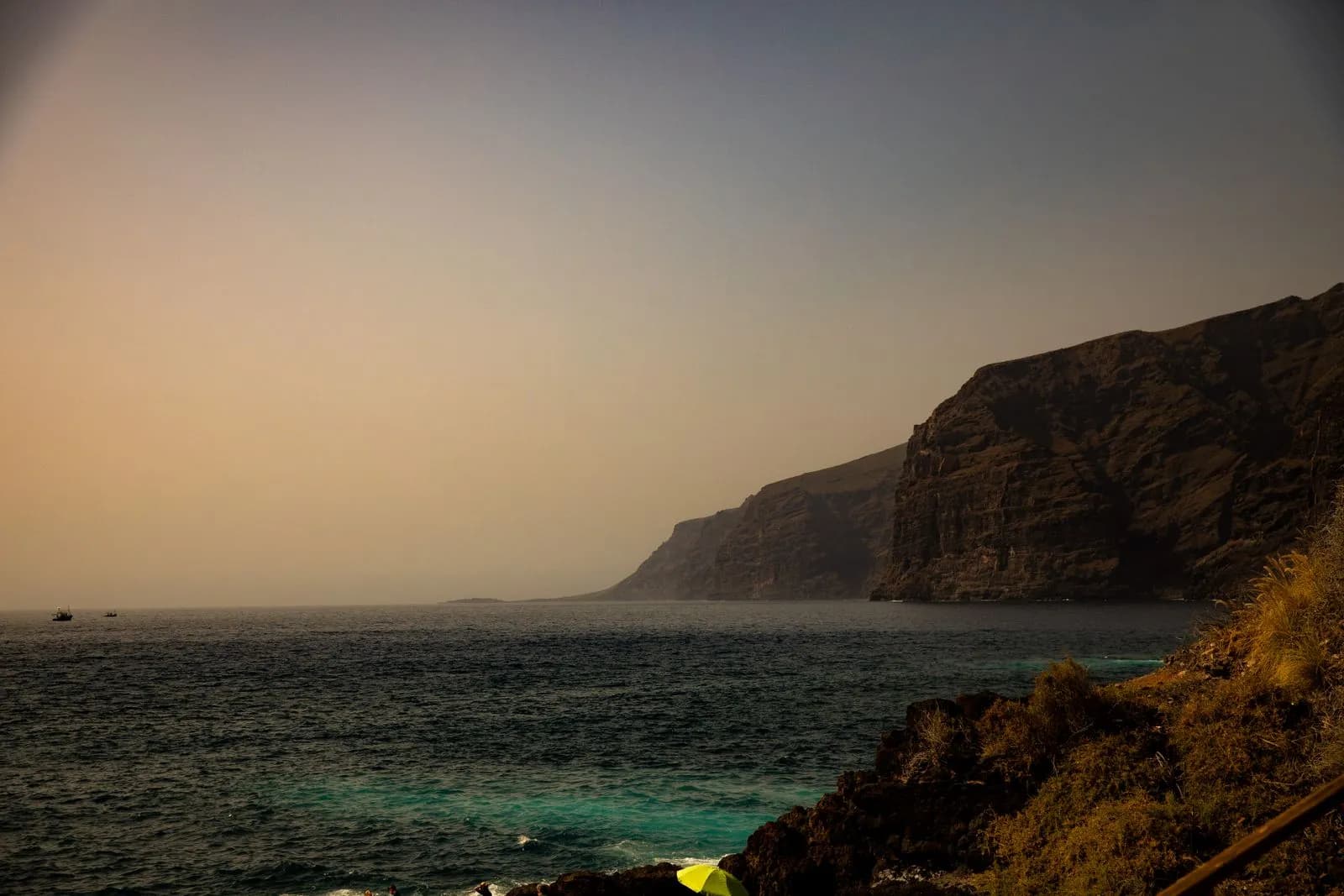 Vue panoramique de Tenerife avec le Teide en arrière-plan